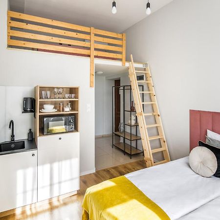 Smart Rooms for Rent Krasków Eksteriør bilde