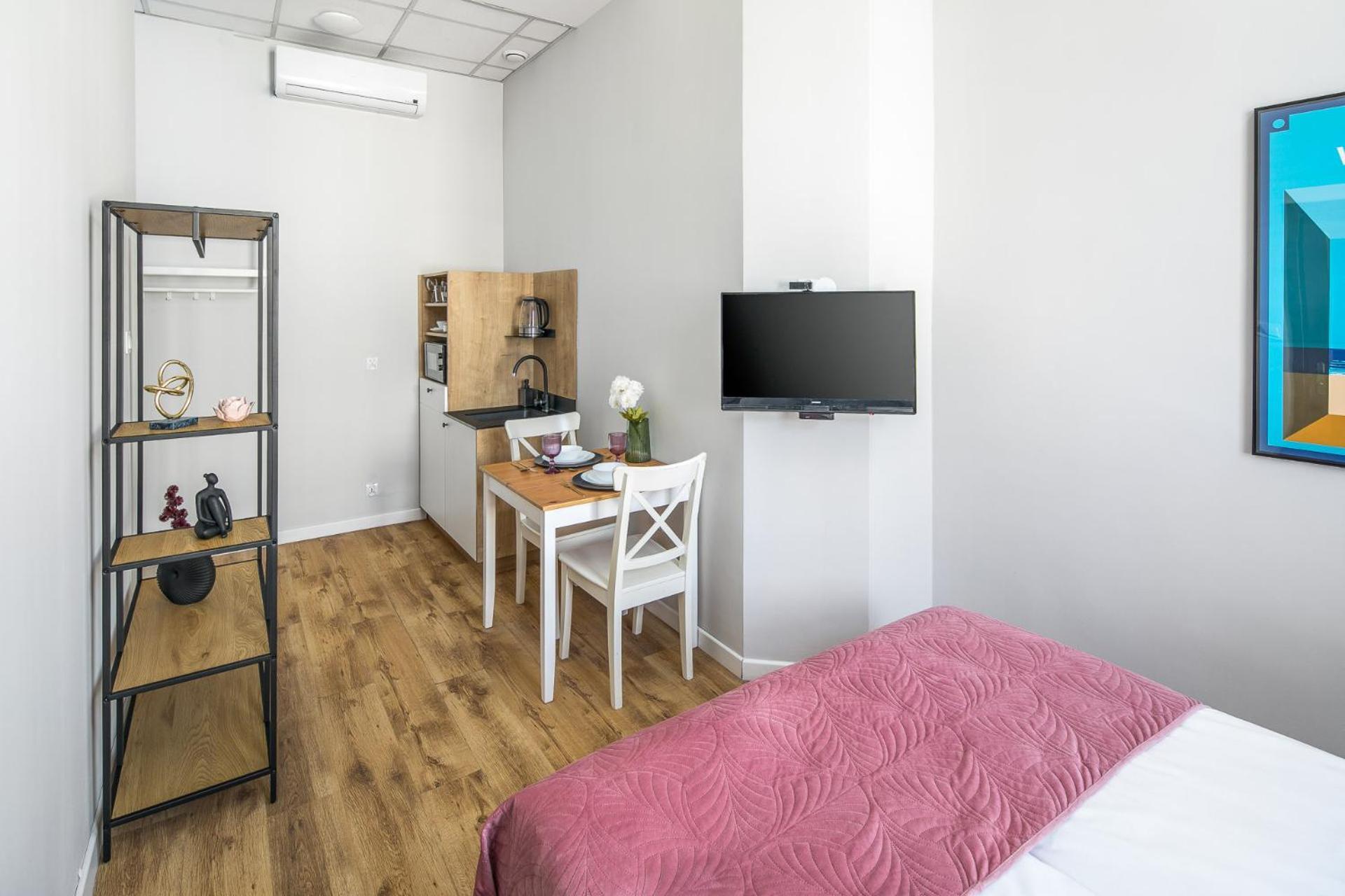 Smart Rooms for Rent Krasków Eksteriør bilde